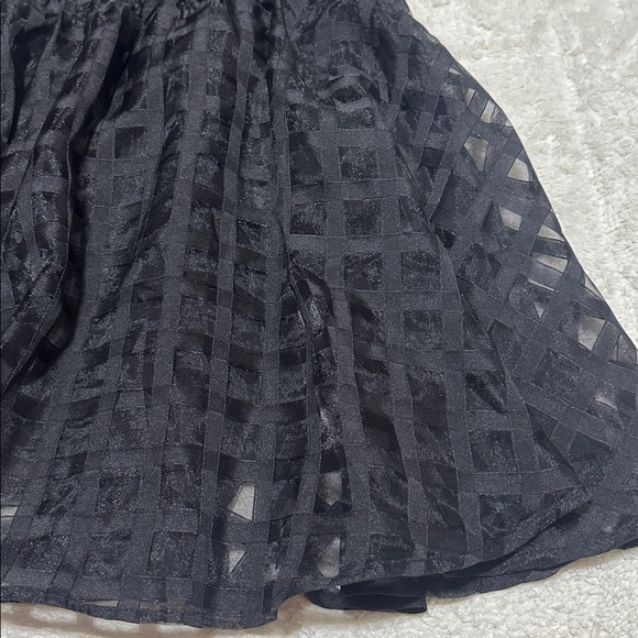 Pretty Garden | size small | off the shoulder dress - Picture 8 of 12